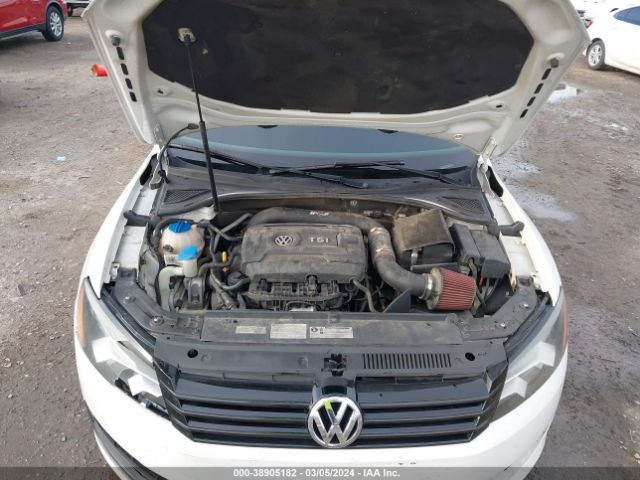 1VWBS7A34FC056421 Volkswagen Passat 1.8t Se