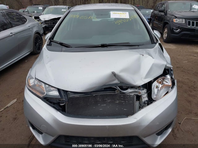 Honda FIT LX 2015 3HGGK5H53FM748643 Image 17