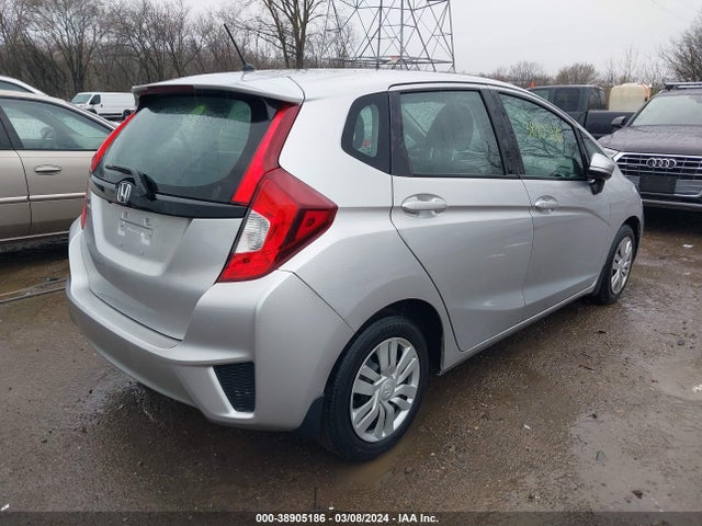 Honda FIT LX 2015 3HGGK5H53FM748643 Image 4