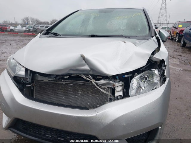 Honda FIT LX 2015 3HGGK5H53FM748643 Image 6