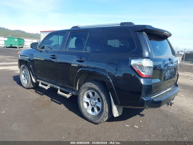 Toyota 4RUNNER SR5 2021 JTEMU5JR9M5916843 Image 3