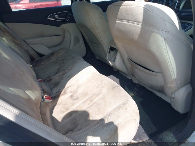 Chrysler 200 Limited 2015 1C3CCCAB2FN609905 Image 8
