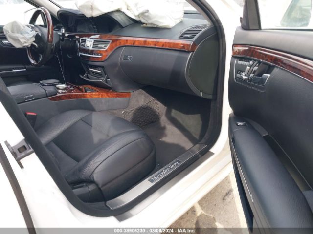 2013 MERCEDES-BENZ S 550 WDDNG7DB9DA497495 Photo 4