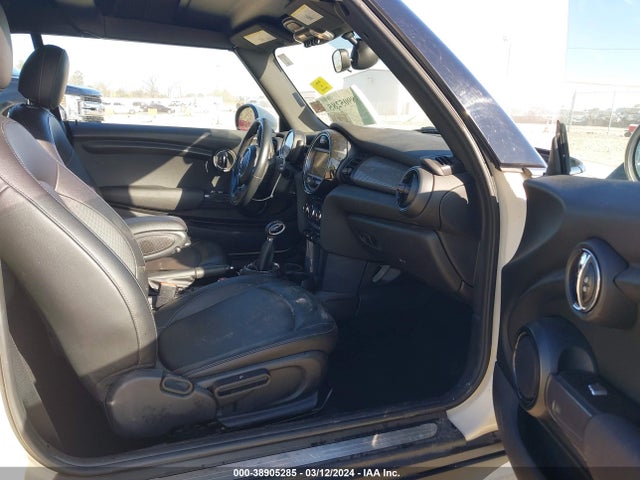 2016 MINI CONVERTIBLE WMWWG5C52G3C18881 Photo 4