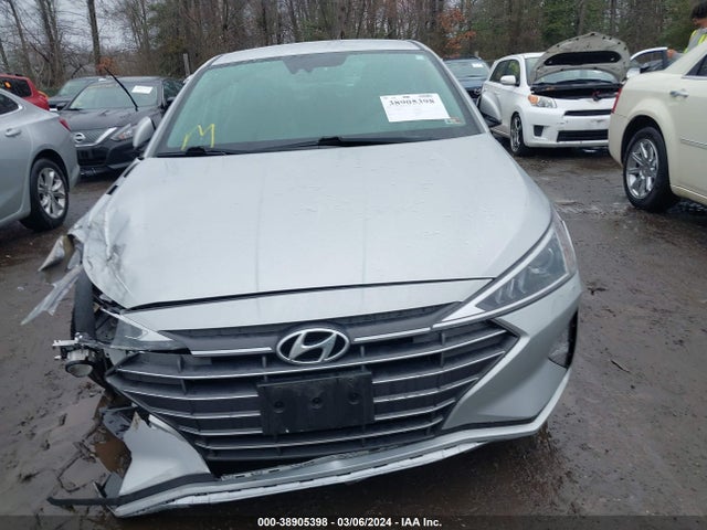Hyundai ELANTRA SEL 2019 5NPD84LF7KH492260 Image 11