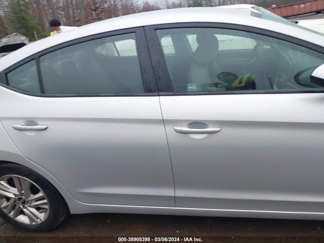 Hyundai ELANTRA SEL 2019 5NPD84LF7KH492260 Image 12