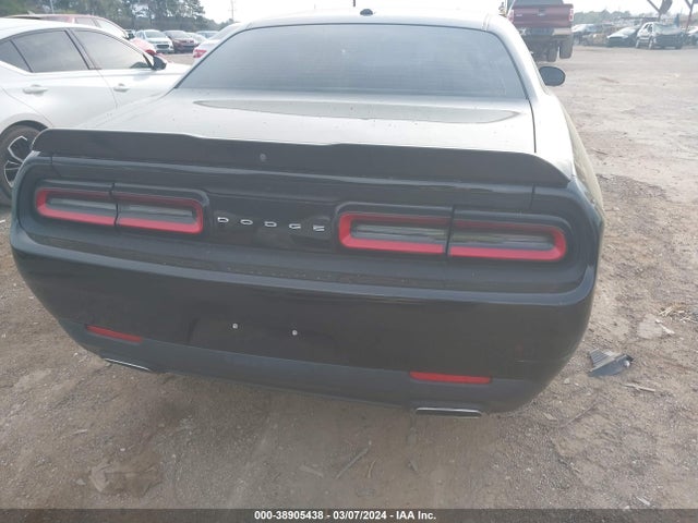 Dodge Challenger Sxt 2018 2C3CDZAG8JH121863 Image 16