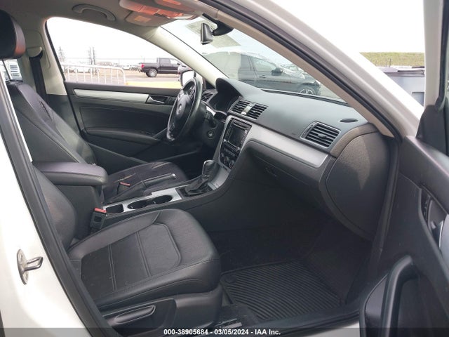 2013 VOLKSWAGEN PASSAT 2.5L SE VIN: 1VWBP7A35DC034703