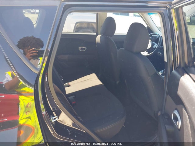 KIA Soul 2015 KNDJN2A26F7782628 Image 8