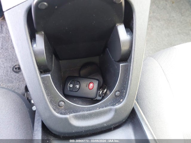 Toyota Prius Two 2015 JTDKN3DU4F1949241 Image 11
