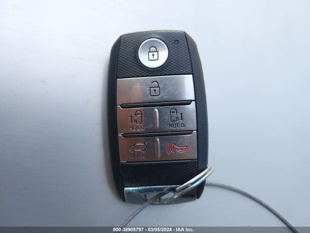 KIA SEDONA EX 2018 KNDMC5C16J6389400 Image 11