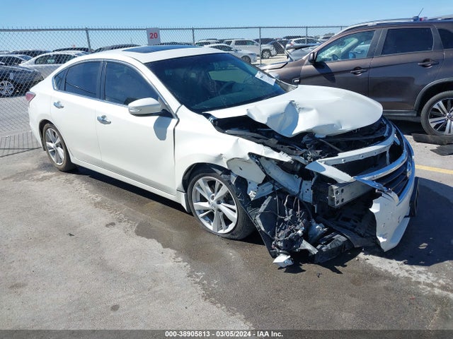 Nissan Altima 2.5 Sl 2015 1N4AL3AP3FN351950 главное изображение