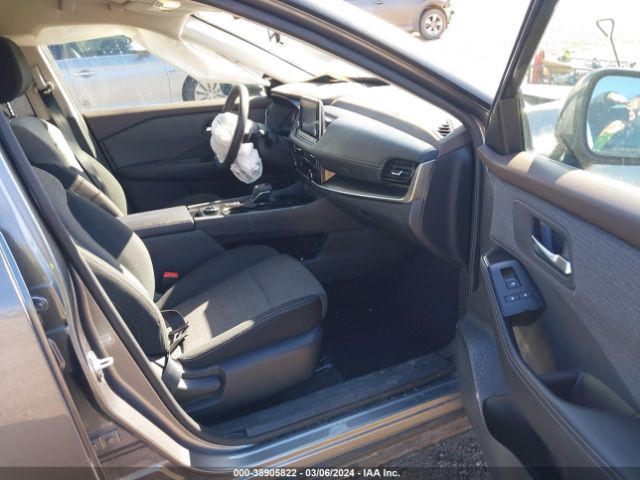 5N1BT3BB7NC680223 Nissan Rogue Sv Intelligent Awd