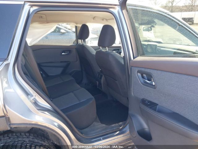5N1BT3BB7NC680223 Nissan Rogue Sv Intelligent Awd