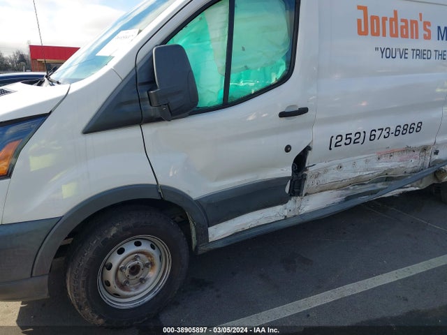 Ford Transit-250 2016 1FTYR2ZM2GKB44786 Image 17
