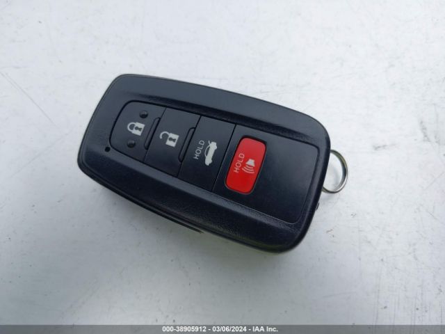 4T1M11AK2LU995930 Toyota CAMRY SE