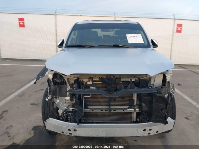 Toyota 4runner Limited 2019 JTEBU5JR4K5725335 Image 12