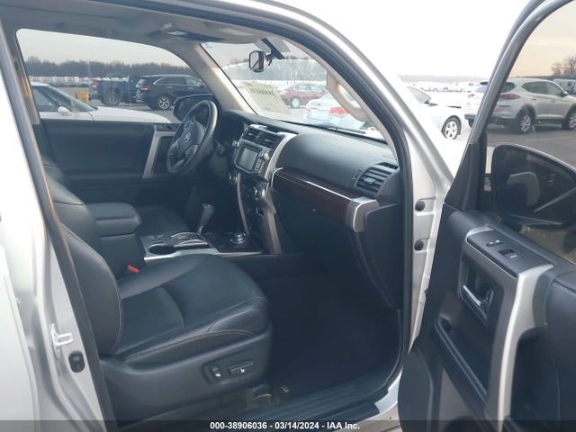 Toyota 4runner Limited 2019 JTEBU5JR4K5725335 Image 5