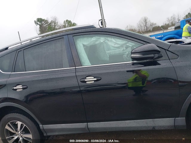 Toyota Rav4 Xle 2018 2T3WFREV1JW453669 Image 14