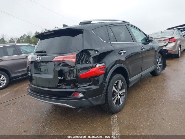 Toyota Rav4 Xle 2018 2T3WFREV1JW453669 Image 4