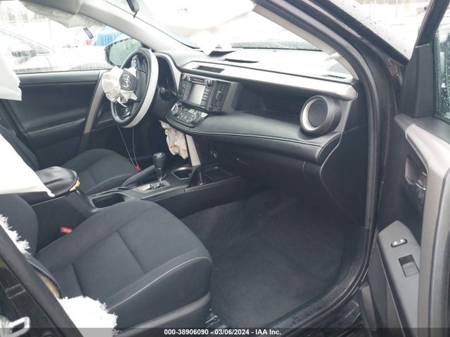 Toyota Rav4 Xle 2018 2T3WFREV1JW453669 Image 5