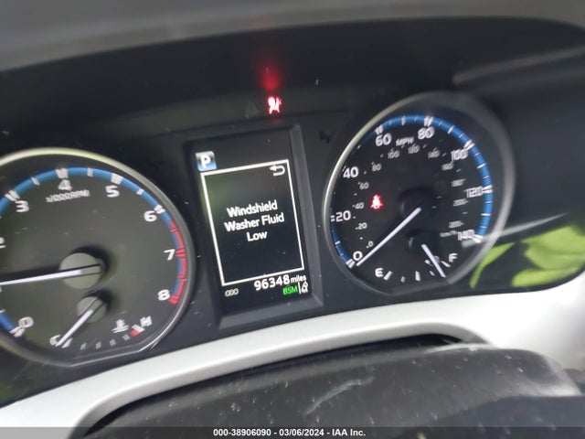 Toyota Rav4 Xle 2018 2T3WFREV1JW453669 Image 7