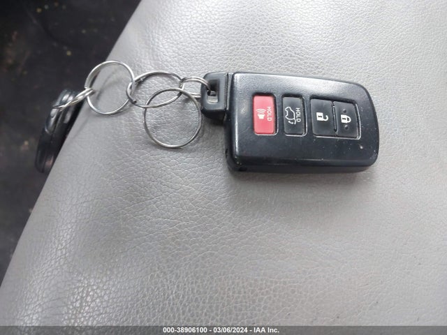 Toyota Rav4 Limited 2015 JTMDFREV6FD122355 Image 11