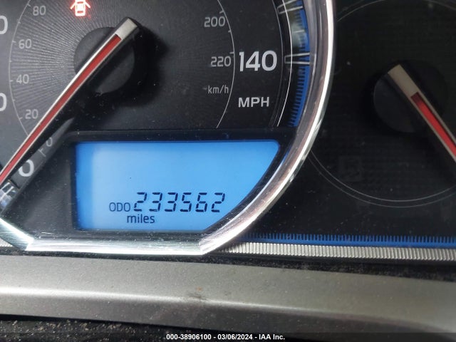 Toyota Rav4 Limited 2015 JTMDFREV6FD122355 Image 16