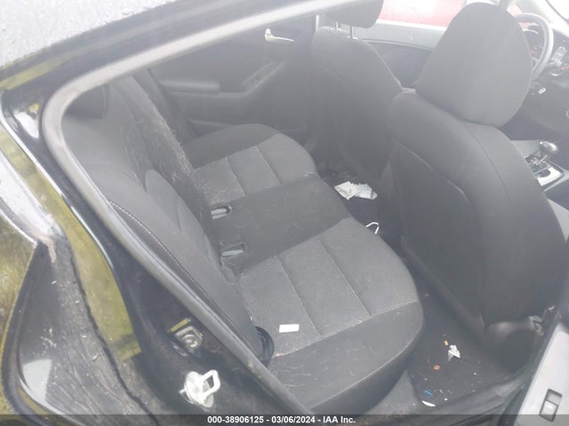 KIA FORTE LX 2017 3KPFK4A71HE084243 Image 8