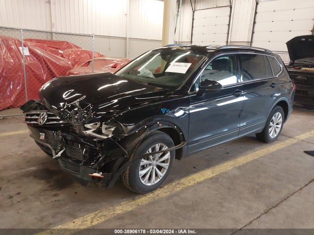 3VV2B7AX9KM040117 Volkswagen Tiguan 2.0t Se/2.0t Sel/2.0t Sel R-line/2.0t Sel R-line Black