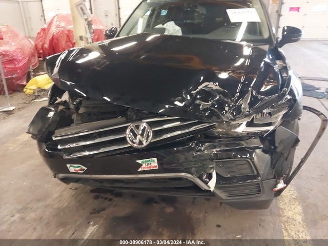 3VV2B7AX9KM040117 Volkswagen Tiguan 2.0t Se/2.0t Sel/2.0t Sel R-line/2.0t Sel R-line Black
