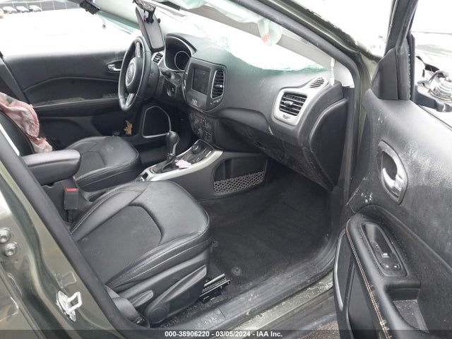 3C4NJDBB0KT735382 Jeep Compass Latitude 4x4
