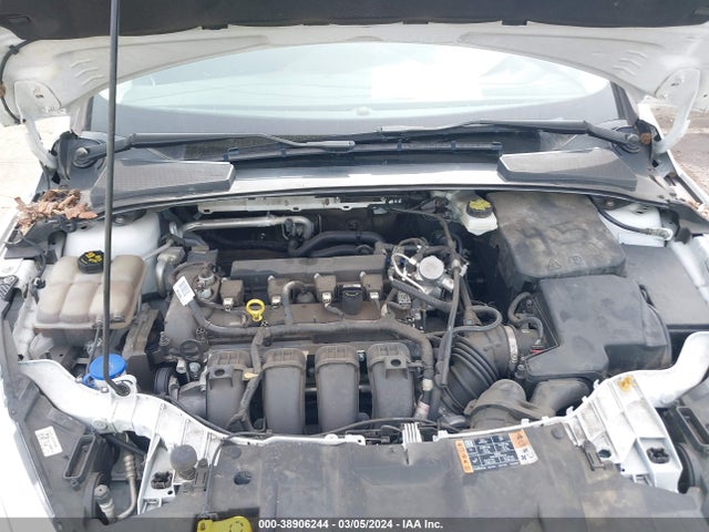 Ford FOCUS SE 2017 1FADP3F23HL269147 Image 10