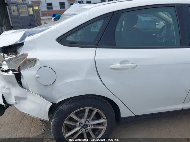 Ford FOCUS SE 2017 1FADP3F23HL269147 Image 12