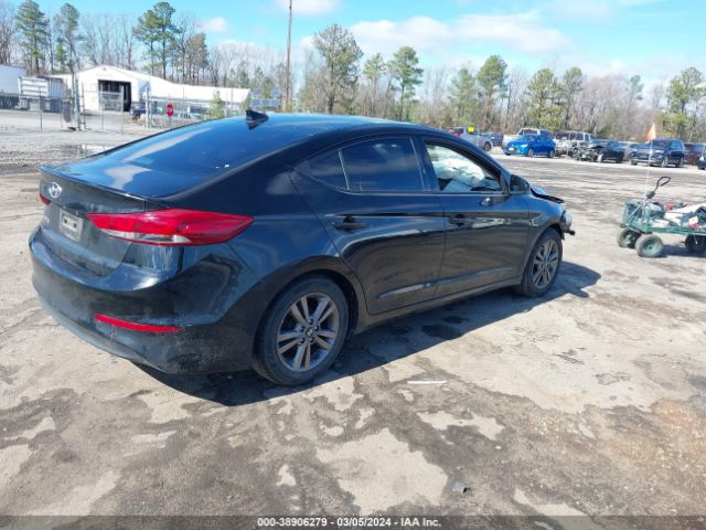 5NPD84LF0HH002427 Hyundai ELANTRA SE