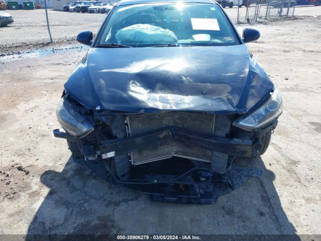 5NPD84LF0HH002427 Hyundai ELANTRA SE