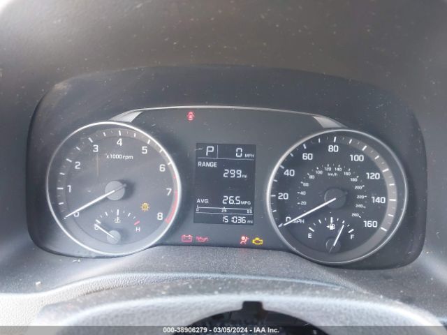 5NPD84LF0HH002427 Hyundai ELANTRA SE