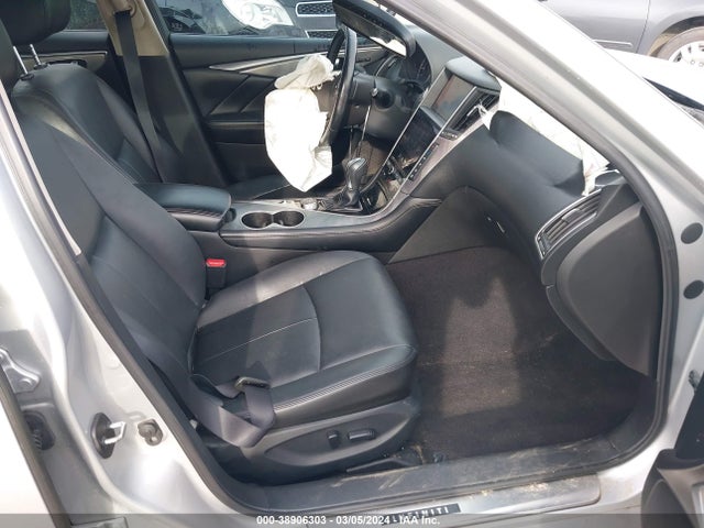 JN1EV7AR7HM835551 Infiniti Q50 3.0t Premium