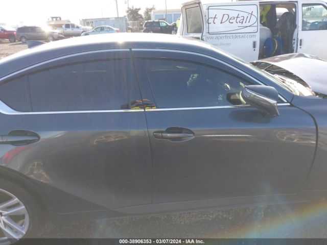 JTHC81F23M5046515 Lexus IS 300