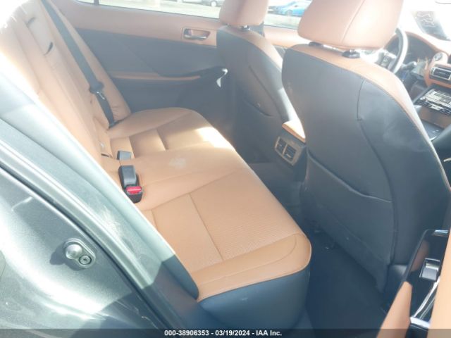 JTHC81F23M5046515 Lexus IS 300