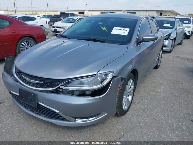 Chrysler 200 Limited 2016 1C3CCCAB6GN171178 Image 2
