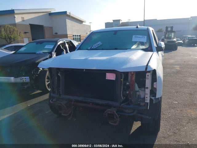 Chevrolet Silverado 1500 1lt 2018 3GCPCREC9JG389036 Image 13