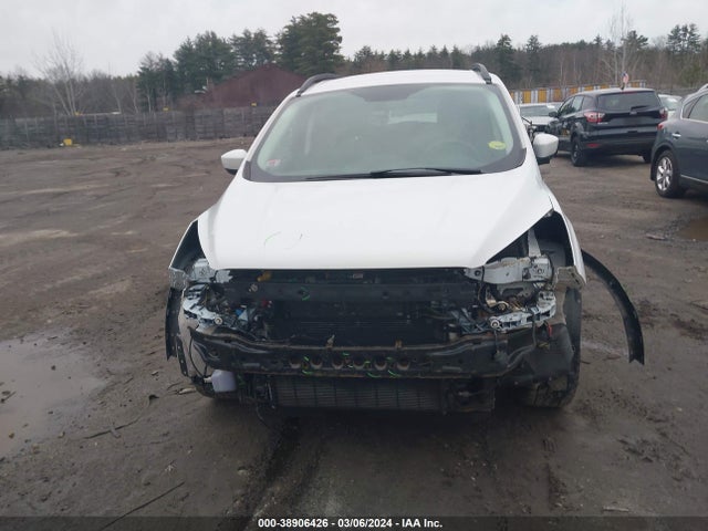 Ford ESCAPE SE 2018 1FMCU9GD2JUC12418 Image 13
