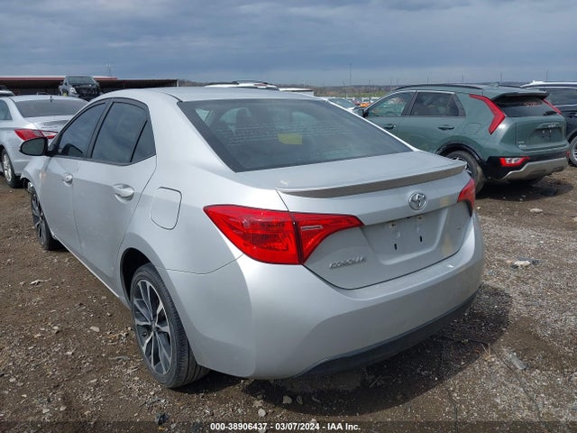 Toyota COROLLA SE 2017 5YFBURHE8HP659768 Image 3