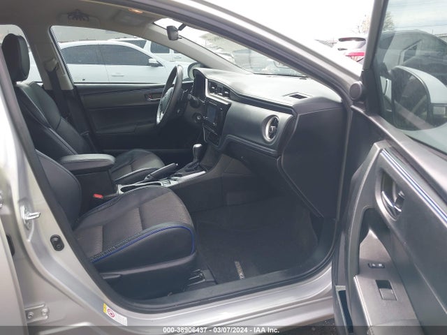 Toyota COROLLA SE 2017 5YFBURHE8HP659768 Image 5