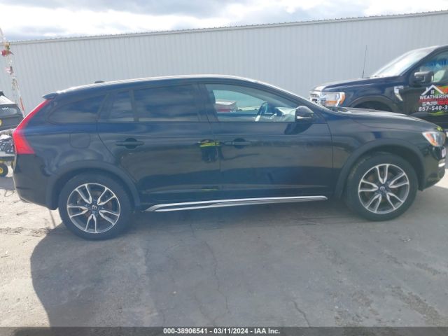 YV440MWK0J2054533 Volvo V60 Cross Country T5