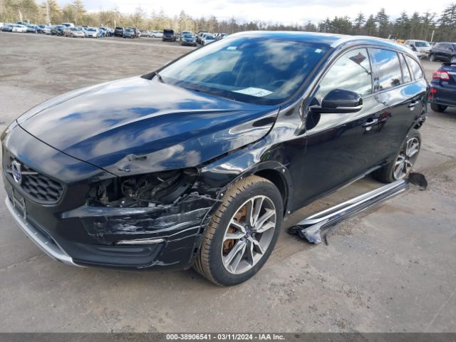 YV440MWK0J2054533 Volvo V60 Cross Country T5