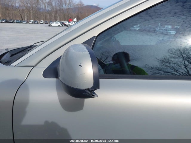 2001 VOLVO V70 T5 VIN: YV1SW53D512047723