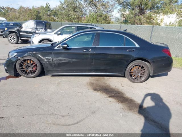 WDDUG8CB8FA156286 Mercedes-Benz S 550