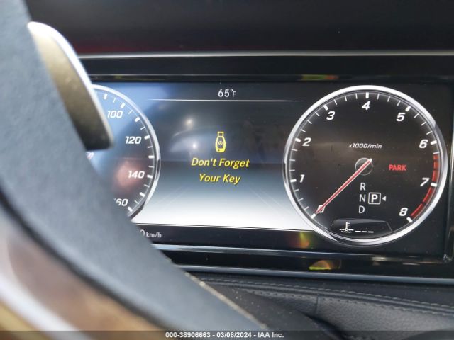 WDDUG8CB8FA156286 Mercedes-Benz S 550